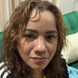 Meet your Posher, Reina